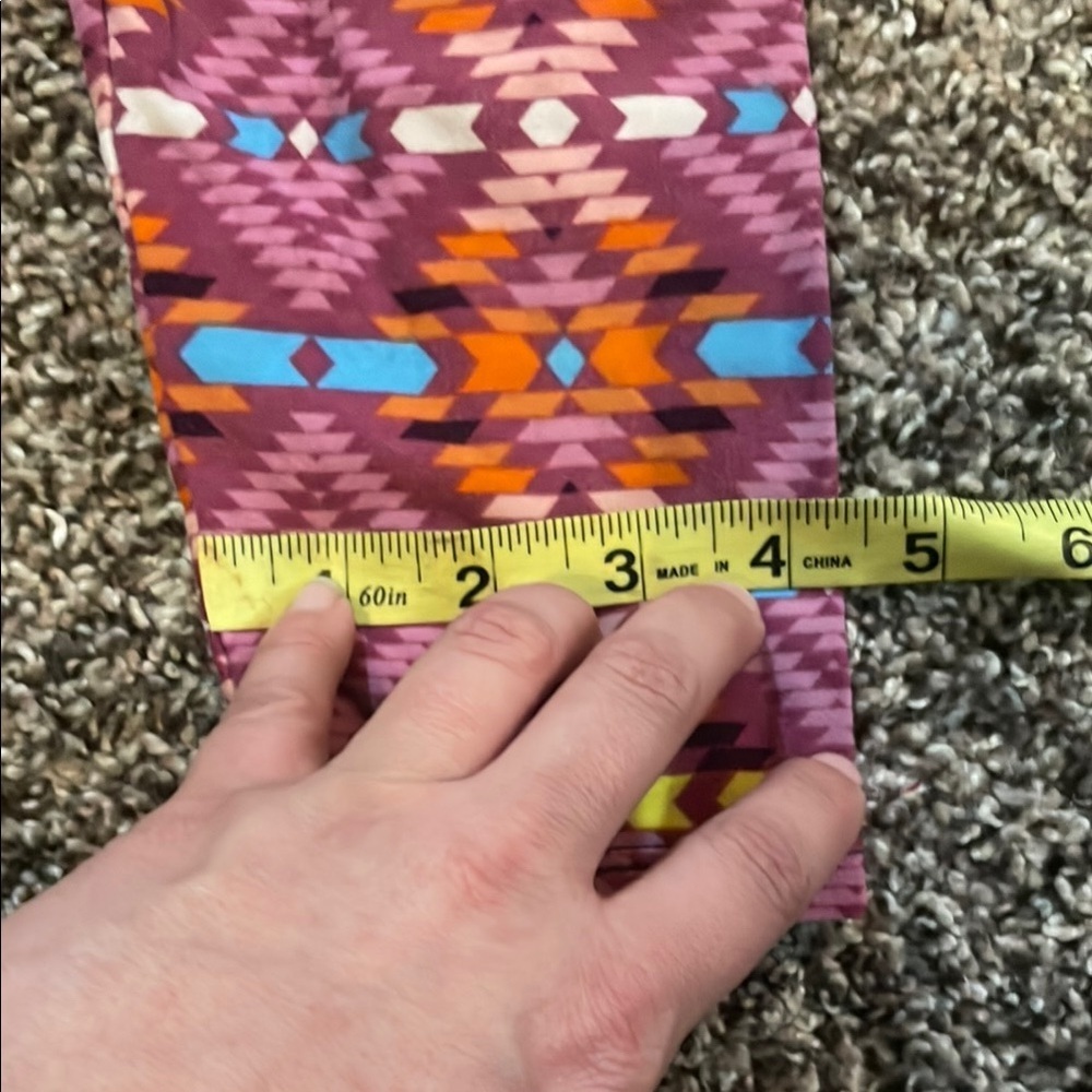 Vibrant Aztec Look, Kids Leggings - Picture 3 of 5
